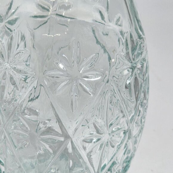 Starburst Daisy In Triangles Cut Glass Decanter With Stopper and Cork Vintage - Picture 5 of 11